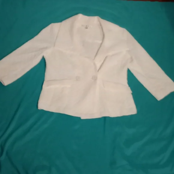 CAbi White Quilted Open-Front Blazer - Picture 8 of 14